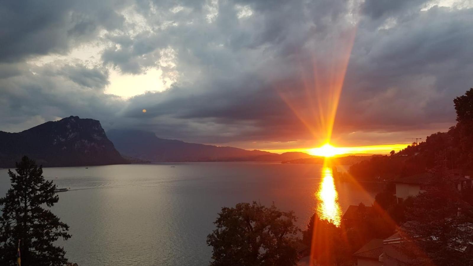 Villa Bootsmann Mit Spektakulaerer Seesicht Nahe Badestrand Vitznau Buitenkant foto